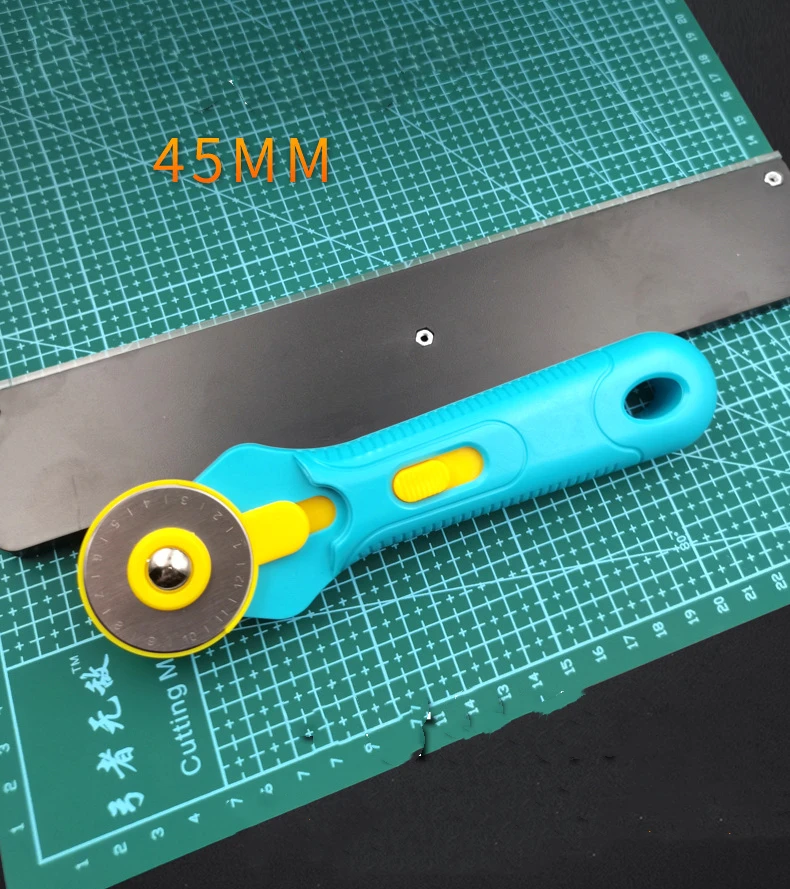 คัตเตอร์กลมเหล็กหมุนขนาด45/60ม - Rotary Cutter Fabric บทวิจารณ์และราคา